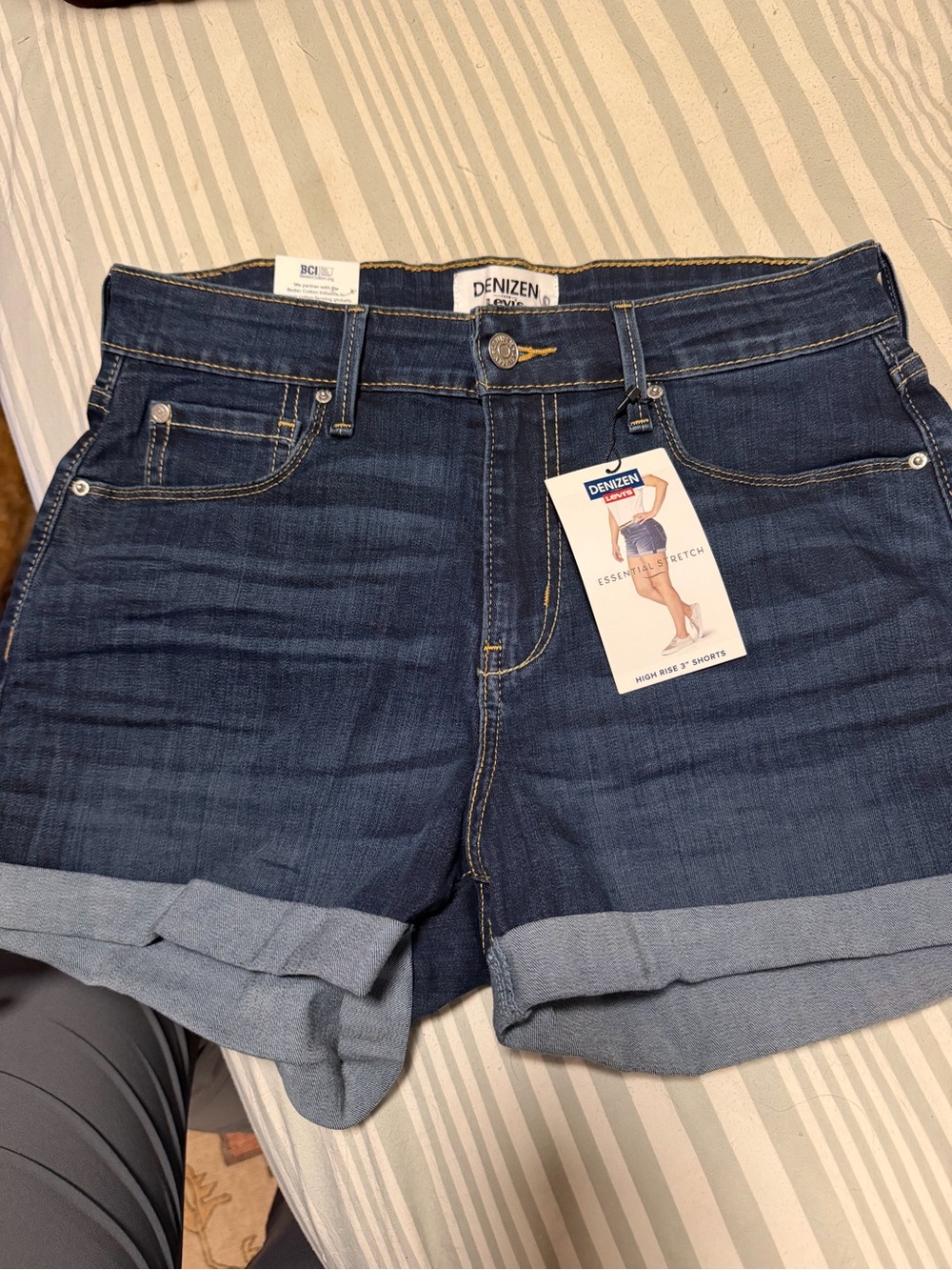 Levi's Denizen Dark Blue Rolled Cuff Denim Shorts
